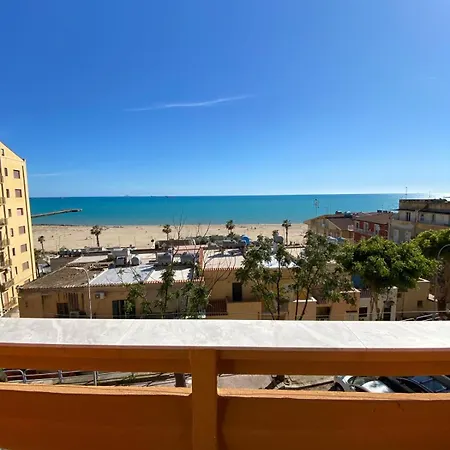 Bellavista شقة